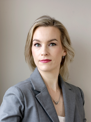 Teknologiateollisuuden johtava ekonomisti Hanne Mikkonen.